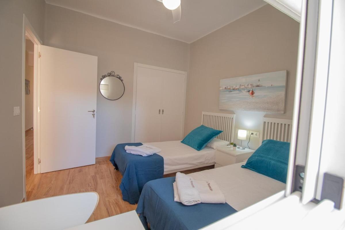 C102 - Huge And Stylish 5 Bedroom By The Center Malaga Exterior photo